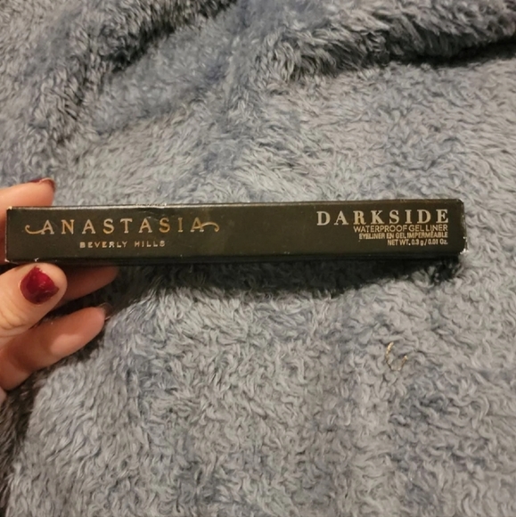 Anastasia Beverly Hills Bundle - Picture 4 of 7